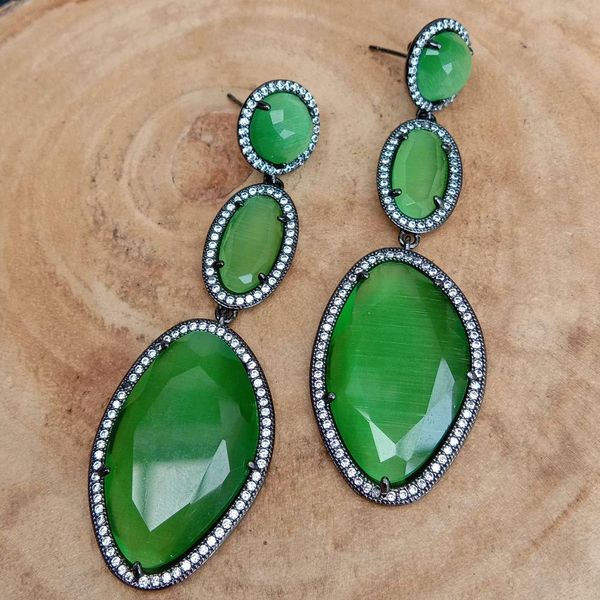 yygem multi shape faceted green cat's eye cz pave gunmetal color stud earrings high sense small fresh simple temperament, Golden;silver
yygem multi shape faceted green cat's eye cz pave gunmetal color stud earrings high sense small fresh simple temperament, Golden;silver