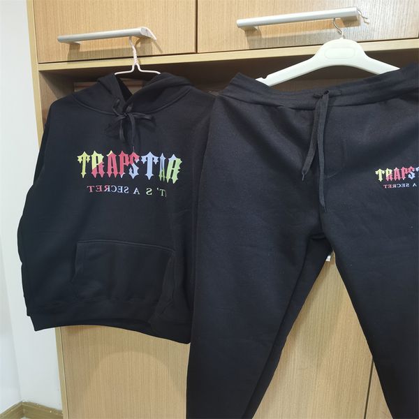 women designer trapstar hoodie mens jacket long sleeve pullover clothes sport jackets lovers clothing winter, Black
women designer trapstar hoodie mens jacket long sleeve pullover clothes sport jackets lovers clothing winter, Black
