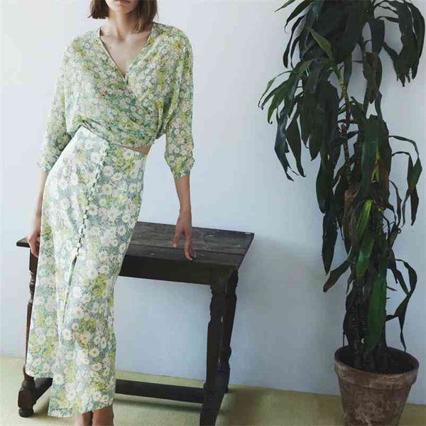women summer chiffon suits 2-piece sets za short blouses and skirts female elegant sweet street vacation clothing 210513, White
women summer chiffon suits 2-piece sets za short blouses and skirts female elegant sweet street vacation clothing 210513, White