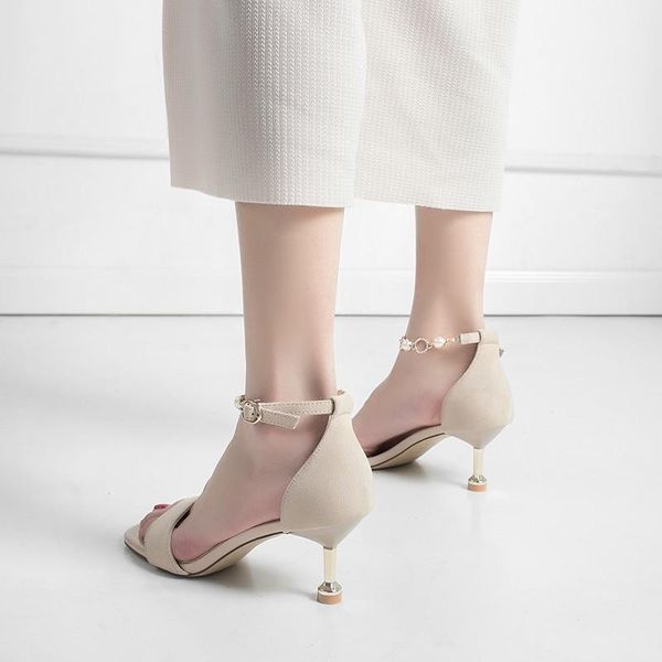 dress shoes 2021 women's sandals metal decoration classic wild generous beautiful career buckle wear-resistant soles female u23-08, Black
dress shoes 2021 women's sandals metal decoration classic wild generous beautiful career buckle wear-resistant soles female u23-08, Black