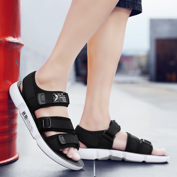 arrivals cross-border men women 2021 casual sandals slippers shoes summer trend men's youth breathable beach sandal and slipper code: 3, Black
arrivals cross-border men women 2021 casual sandals slippers shoes summer trend men's youth breathable beach sandal and slipper code: 3, Black