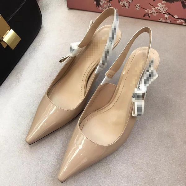 2021 latest calf patent leather women's sandals, 1.0cm6.5cm10cm heel high heels, fashionable letter cloth 35-40 3, Black
2021 latest calf patent leather women's sandals, 1.0cm6.5cm10cm heel high heels, fashionable letter cloth 35-40 3, Black