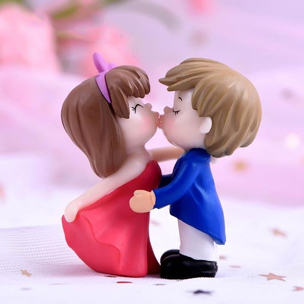 romantic couples figurines pvc fairy garden miniatures ornaments cute boy and girl lovers kiss wedding dolls for home decor decorative objec
romantic couples figurines pvc fairy garden miniatures ornaments cute boy and girl lovers kiss wedding dolls for home decor decorative objec