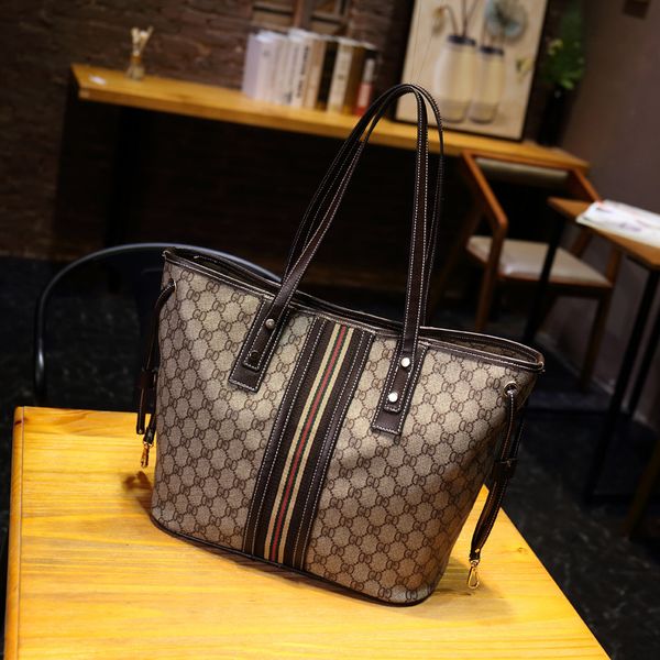 leather bag new fashion versatile printed women's tote large capacity shoulder portable handbags premium
leather bag new fashion versatile printed women's tote large capacity shoulder portable handbags premium