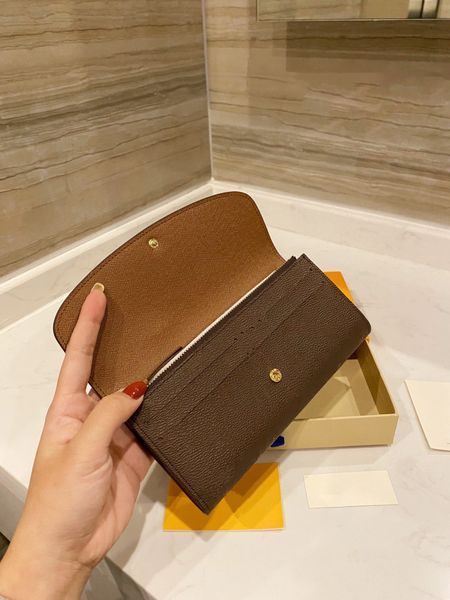 classic women wallet designer coin purse credit card holder fashion womens clutch wallets high-quality luxury long purses with box and dust, Red;black
classic women wallet designer coin purse credit card holder fashion womens clutch wallets high-quality luxury long purses with box and dust, Red;black