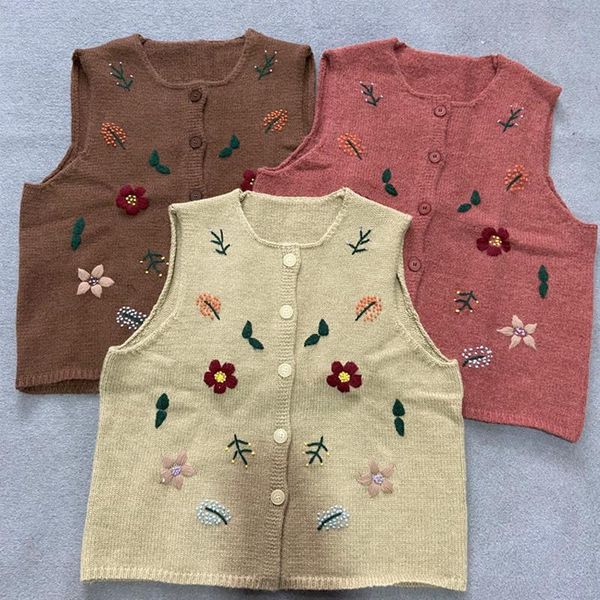 women's vests johnature vintage embroidery floral sleeveless 2021 autumn mori renfer all match loose knitting women sweater, Black;white
women's vests johnature vintage embroidery floral sleeveless 2021 autumn mori renfer all match loose knitting women sweater, Black;white