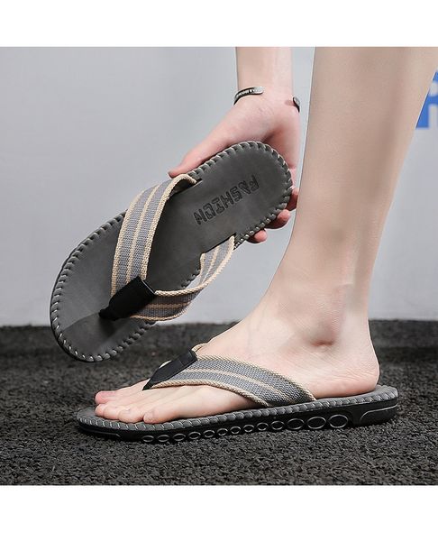 2021 new ladies sandals large size slippers flip-flops men's home outdoor foreign trade designer cinderella princess prince, Black
2021 new ladies sandals large size slippers flip-flops men's home outdoor foreign trade designer cinderella princess prince, Black