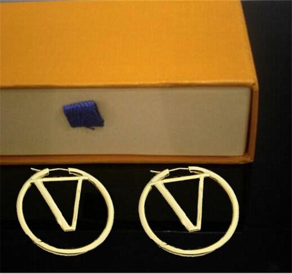 christmas gift designers earrings luxury jewelry elegant fashion women l earrings with box, Golden;silver
christmas gift designers earrings luxury jewelry elegant fashion women l earrings with box, Golden;silver