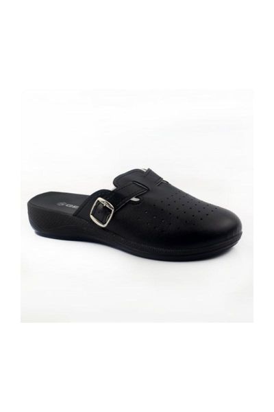 black women 's slippers
black women 's slippers