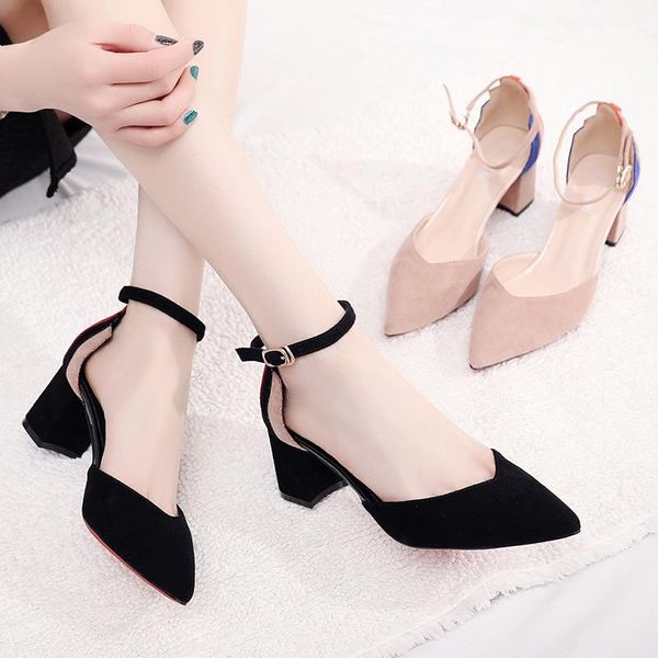 summer pointed head with thick shallow mouth fashion sandals color matching hollow 40-43 yards female, Black
summer pointed head with thick shallow mouth fashion sandals color matching hollow 40-43 yards female, Black