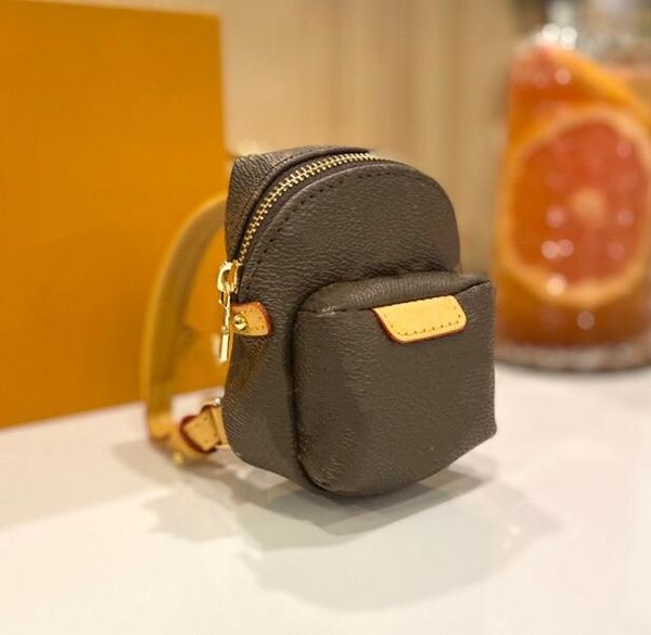 mini backpack coin purse letter printing keychains metal buckle men women pendant car key case wallet pendant 3 colors, Silver
mini backpack coin purse letter printing keychains metal buckle men women pendant car key case wallet pendant 3 colors, Silver