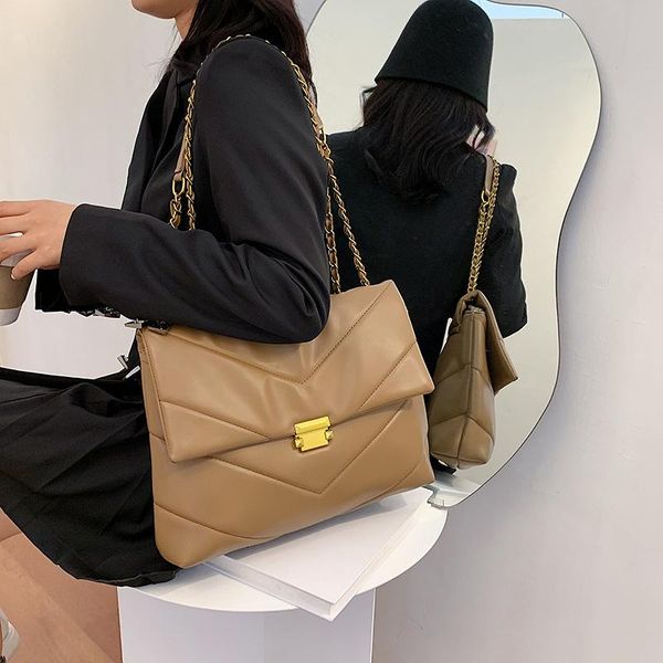 evening bags vintage soft chain large totes women crossbody messenger luxury design handbags ladies shoulder female pursess
evening bags vintage soft chain large totes women crossbody messenger luxury design handbags ladies shoulder female pursess