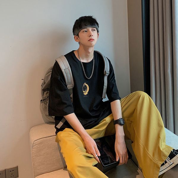 harajuku casual t-shirt moon graphic men big size base summer short sleeve simple cotton chic, White;black
harajuku casual t-shirt moon graphic men big size base summer short sleeve simple cotton chic, White;black