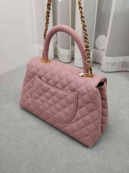 luxury designers women bag leather metal golden chain hard handle handbags fashion girl high capacity caviar diamond grid bags hileng
luxury designers women bag leather metal golden chain hard handle handbags fashion girl high capacity caviar diamond grid bags hileng