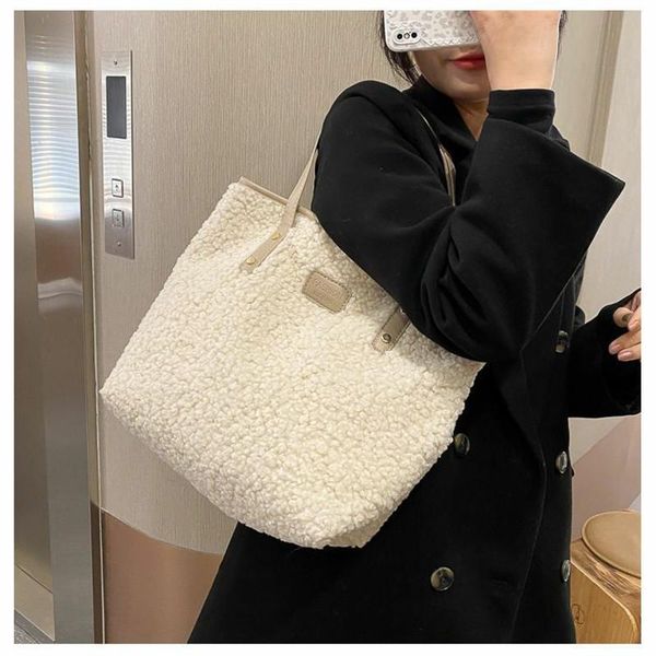 evening bags women shoulder bag tote plush shopper for 2022 crossbody handbag women's shopping
evening bags women shoulder bag tote plush shopper for 2022 crossbody handbag women's shopping