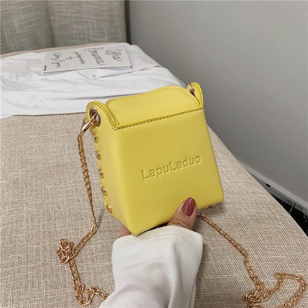 evening bags for women 2021 luxury handbags one-shoulder cigarette case bag fashion portable chain diagonal small square
evening bags for women 2021 luxury handbags one-shoulder cigarette case bag fashion portable chain diagonal small square