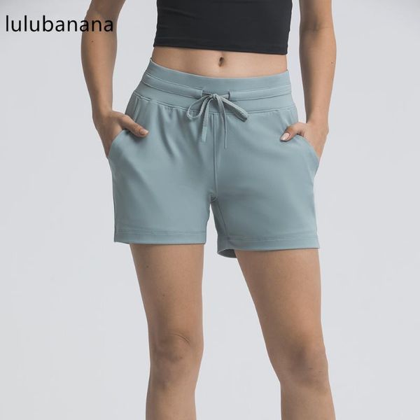 quick-dry loose running shorts women sports workout gym athletic with pocket -4 inches outfit yoga
quick-dry loose running shorts women sports workout gym athletic with pocket -4 inches outfit yoga