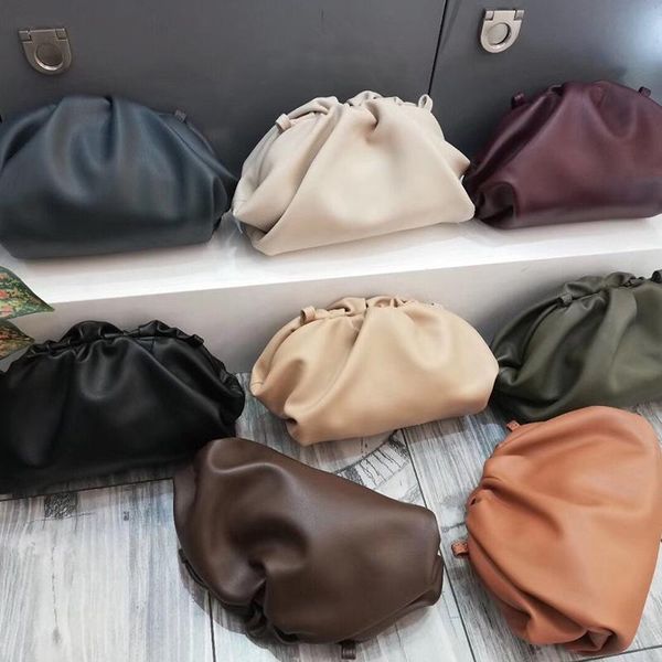 retro hand bags for women 2021 leather crossbody bady lady purse clutches small pillow handbag womenshoulder bag totes
retro hand bags for women 2021 leather crossbody bady lady purse clutches small pillow handbag womenshoulder bag totes