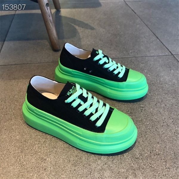 green canvas shoes women's summer 2021 new thin breathable thick soled design sense of niche fashion
green canvas shoes women's summer 2021 new thin breathable thick soled design sense of niche fashion