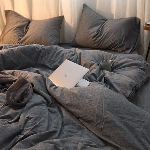 bedding sets linens duvet cover flat bed sheets and pillowcases home textile set king size mattress sheet 100% polyester
bedding sets linens duvet cover flat bed sheets and pillowcases home textile set king size mattress sheet 100% polyester