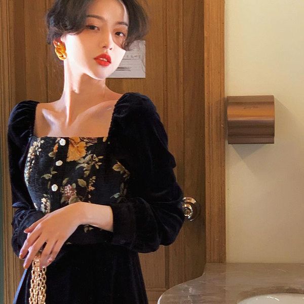 casual dresses ewsfv 2021 autumn fashion women retro oil painting square collar stitching velvet skirt french style puff sleeve black dress, Black;gray
casual dresses ewsfv 2021 autumn fashion women retro oil painting square collar stitching velvet skirt french style puff sleeve black dress, Black;gray