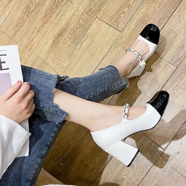dress shoes the 2021 mosaic mary jane women's thick heel miuniu heels single shoe trend college wind small fragrance, Black
dress shoes the 2021 mosaic mary jane women's thick heel miuniu heels single shoe trend college wind small fragrance, Black