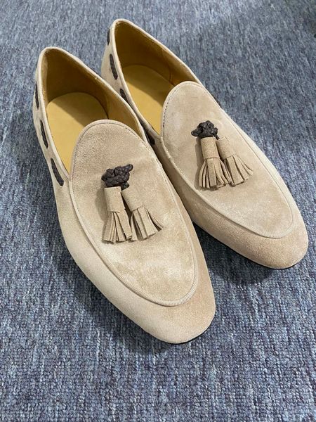 new party dress wedding loafers shoes man dandelion tassel sneaker shoe red bottom oxford luxury spikes men's walking business flats de, Black
new party dress wedding loafers shoes man dandelion tassel sneaker shoe red bottom oxford luxury spikes men's walking business flats de, Black