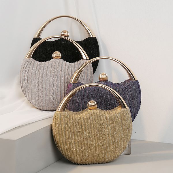 shiny pleated dinner metal lady handbag small round chain slanting across the bag factory
shiny pleated dinner metal lady handbag small round chain slanting across the bag factory