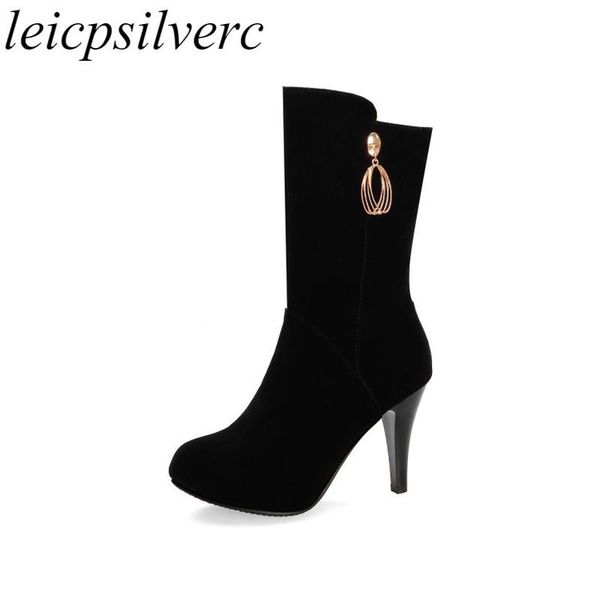 boots women autumn winter super high heel flock zip round toe mid-calf metal decoration 2021 fashion black
boots women autumn winter super high heel flock zip round toe mid-calf metal decoration 2021 fashion black