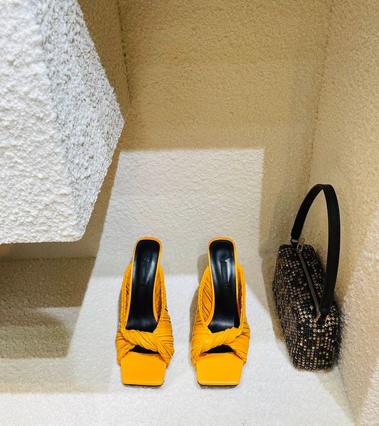 fashion luxury ladies high heel sandals designer non-slip pink slippers 4 colors square toe open toe dress shoes large size shoe box 42, Black
fashion luxury ladies high heel sandals designer non-slip pink slippers 4 colors square toe open toe dress shoes large size shoe box 42, Black