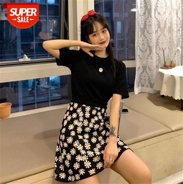 little daisy short-sleeved t-shirt women's age, small short skirt, light mature short, tall two-piece suit #du2s, Black;gray
little daisy short-sleeved t-shirt women's age, small short skirt, light mature short, tall two-piece suit #du2s, Black;gray