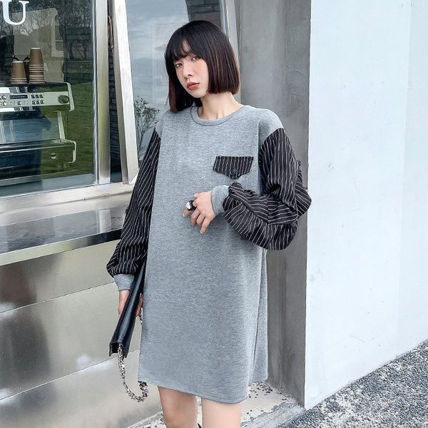 casual dresses spring and autumn round collar striped sleeves matching color loose fashion trend women's shift dress, Black;gray
casual dresses spring and autumn round collar striped sleeves matching color loose fashion trend women's shift dress, Black;gray