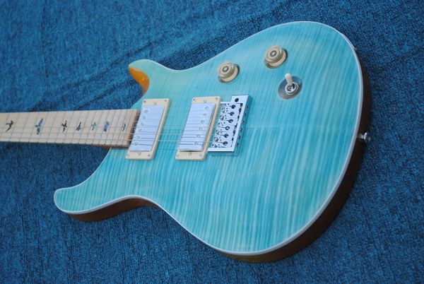 tom anderson handmade electric guitar alnico wax pickups tiger striped maple cover mahogany body high quality
tom anderson handmade electric guitar alnico wax pickups tiger striped maple cover mahogany body high quality