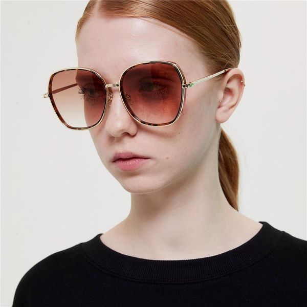 sunglasses abay large square women fashion trendy retro metal eyewear female brand designer glasses camping hiking uv400 oculos, White;black
sunglasses abay large square women fashion trendy retro metal eyewear female brand designer glasses camping hiking uv400 oculos, White;black