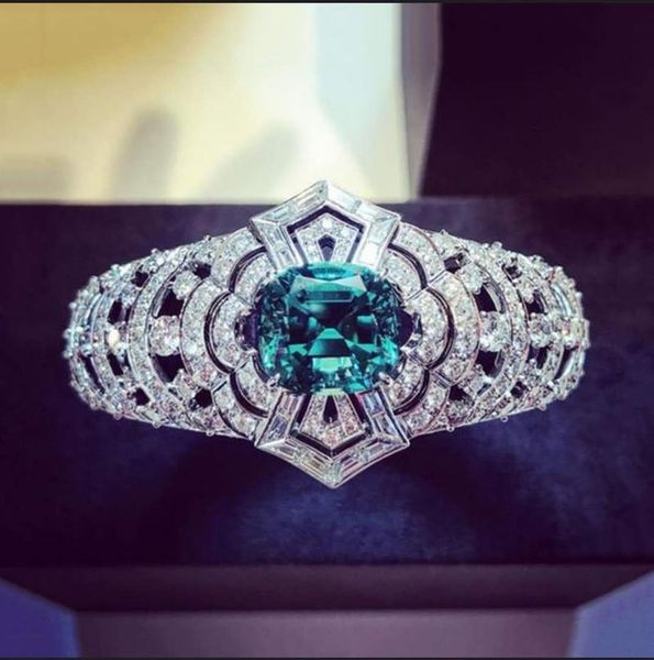 wedding rings crown green zircon stone for women silver color cubic zirconia luxury engagement jewelry anniversary gifts, Slivery;golden
wedding rings crown green zircon stone for women silver color cubic zirconia luxury engagement jewelry anniversary gifts, Slivery;golden