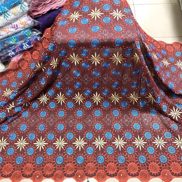 5yards/lot sale wine african cotton fabric blue embroidery match crystal swiss voile dry lace for dressing pl11591, Black;white
5yards/lot sale wine african cotton fabric blue embroidery match crystal swiss voile dry lace for dressing pl11591, Black;white