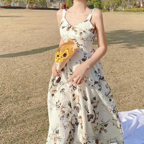 casual dresses french vintage strap floral dress women elegant party backless midi sweet holiday revolve summer 2021, Black;gray
casual dresses french vintage strap floral dress women elegant party backless midi sweet holiday revolve summer 2021, Black;gray