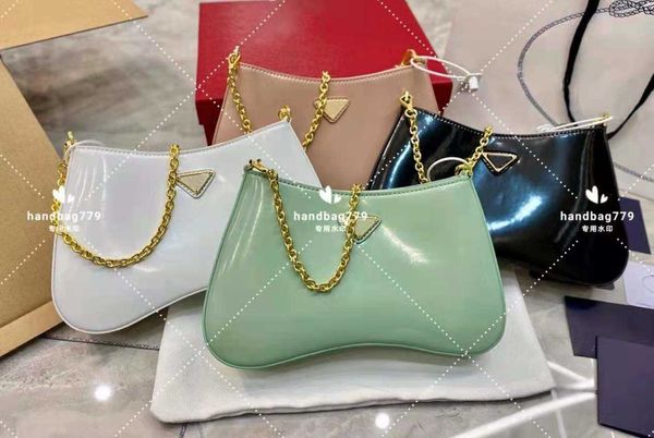designer luxury bag shoulder fashion pure color bright face semi circular arc body triangle pattern tower buckle large capacity metal chain
designer luxury bag shoulder fashion pure color bright face semi circular arc body triangle pattern tower buckle large capacity metal chain