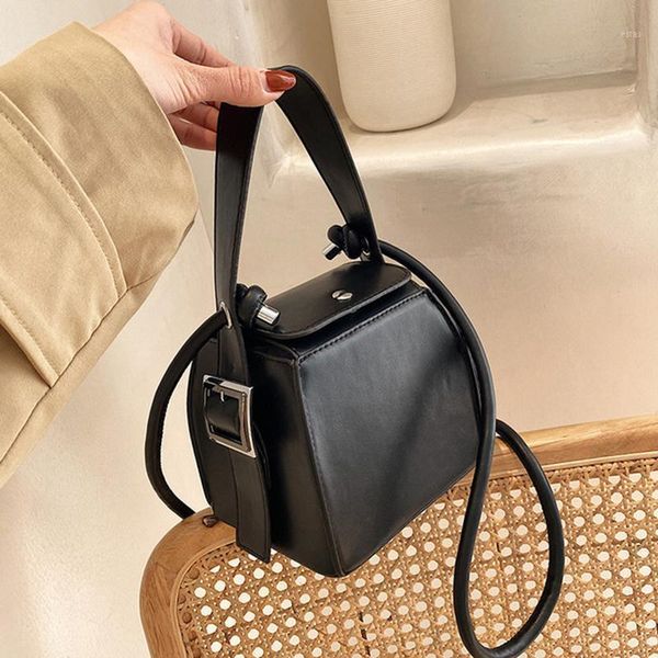 evening bags simple pu leather crossbody bag 2021 fashion portable box small square messenger1
evening bags simple pu leather crossbody bag 2021 fashion portable box small square messenger1