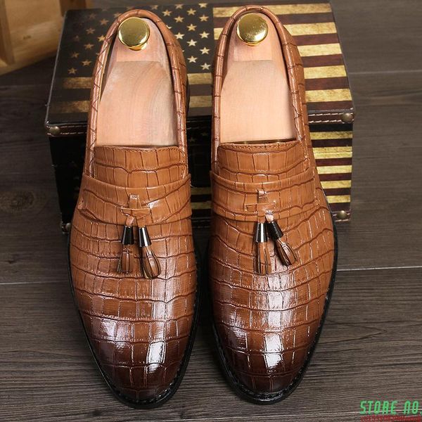 dress shoes men's crocodile pattern leather wedding party man business office oxfords fashion flat men big size 47, Black
dress shoes men's crocodile pattern leather wedding party man business office oxfords fashion flat men big size 47, Black