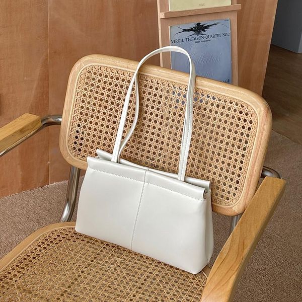 shoulder bags 2021 solid color women's bag korean style ladies pu leather female middle handbags whole sale
shoulder bags 2021 solid color women's bag korean style ladies pu leather female middle handbags whole sale