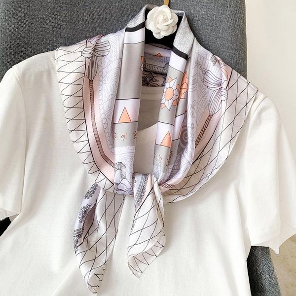 scarves lady hair scarf fashion print shawl head band silk square bag female wraps large hijab women bandana accessories 2021, Blue;gray
scarves lady hair scarf fashion print shawl head band silk square bag female wraps large hijab women bandana accessories 2021, Blue;gray