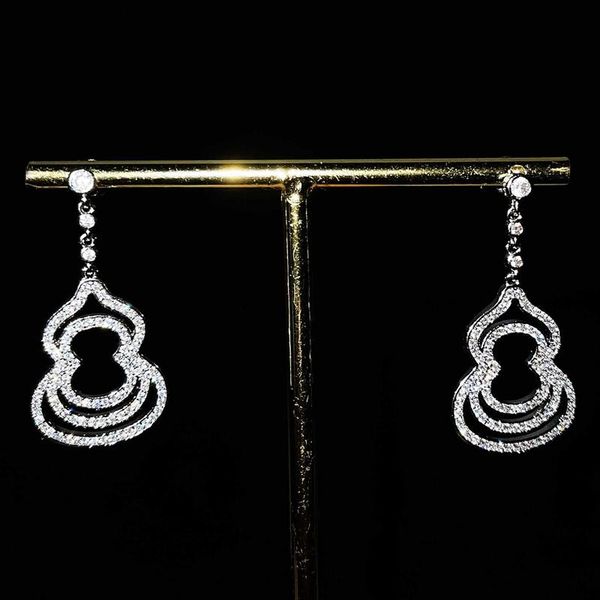 exquisite jewelry design romantic gourd shaped zircon earrings with cubic zirconia gifts for women and girls stud, Golden;silver
exquisite jewelry design romantic gourd shaped zircon earrings with cubic zirconia gifts for women and girls stud, Golden;silver