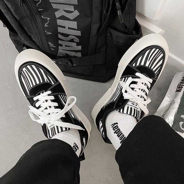 men running shoes 2021 new board leopard print ins leisure sports student mori harajuku ulzzang men's shoes trend traniers sneakers
men running shoes 2021 new board leopard print ins leisure sports student mori harajuku ulzzang men's shoes trend traniers sneakers
