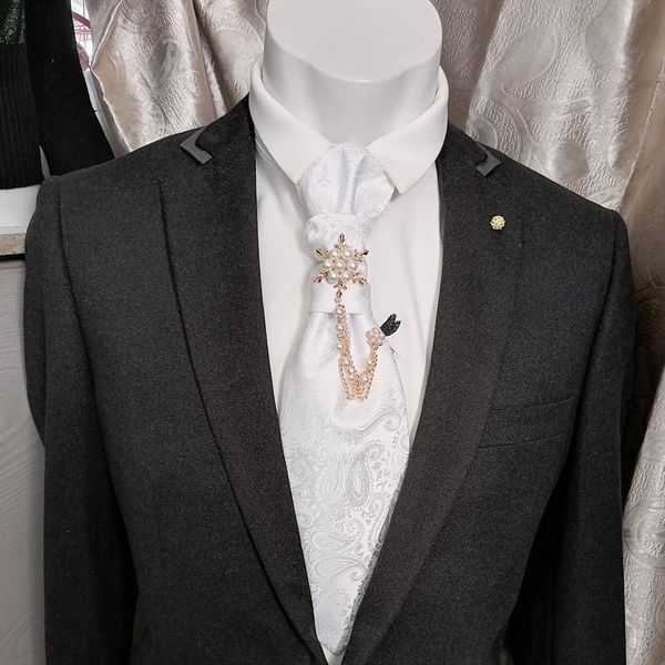 neck ties white hong kong knot men's suits are assembling accessories bow wedding dress props pographer modeling tie, Blue;purple
neck ties white hong kong knot men's suits are assembling accessories bow wedding dress props pographer modeling tie, Blue;purple