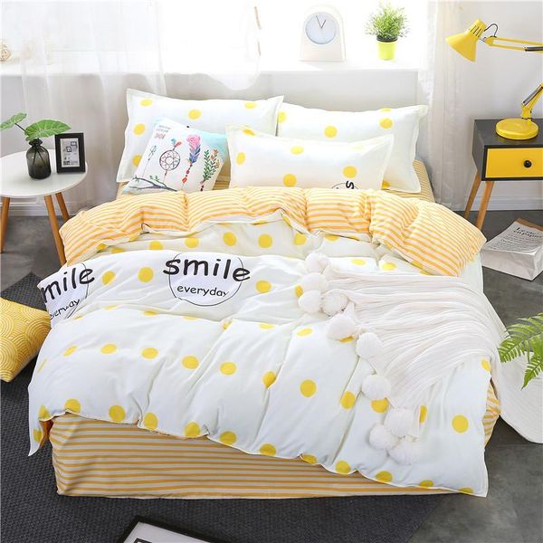 bedding sets smile cotton printed pillowcase quilt cover bed sheet size king four-piece set
bedding sets smile cotton printed pillowcase quilt cover bed sheet size king four-piece set