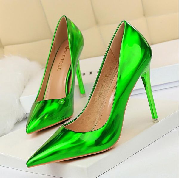 platform high heels shoes for ladies summer style black stiletto heel round toes designer dress shoe
platform high heels shoes for ladies summer style black stiletto heel round toes designer dress shoe