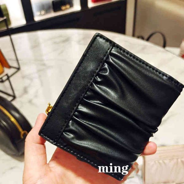 card bag 10840324 pleated mini wallet, Red;black
card bag 10840324 pleated mini wallet, Red;black