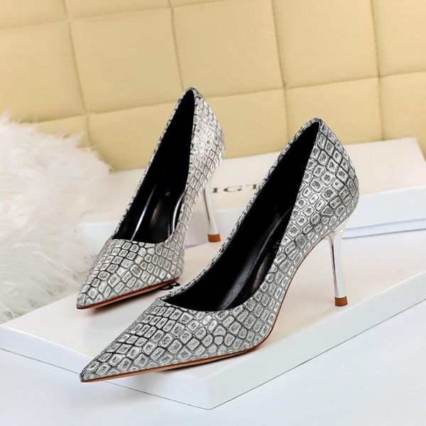 fashion elegant pointed toe heels women pumps ladies shiny dress shoes great for wedding party gift, Black
fashion elegant pointed toe heels women pumps ladies shiny dress shoes great for wedding party gift, Black