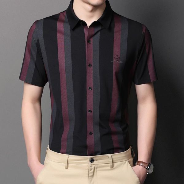 men's casual shirts 2021 summer short sleeve shirt ice silk seamless thin loose young and middle-aged half top, White;black
men's casual shirts 2021 summer short sleeve shirt ice silk seamless thin loose young and middle-aged half top, White;black
